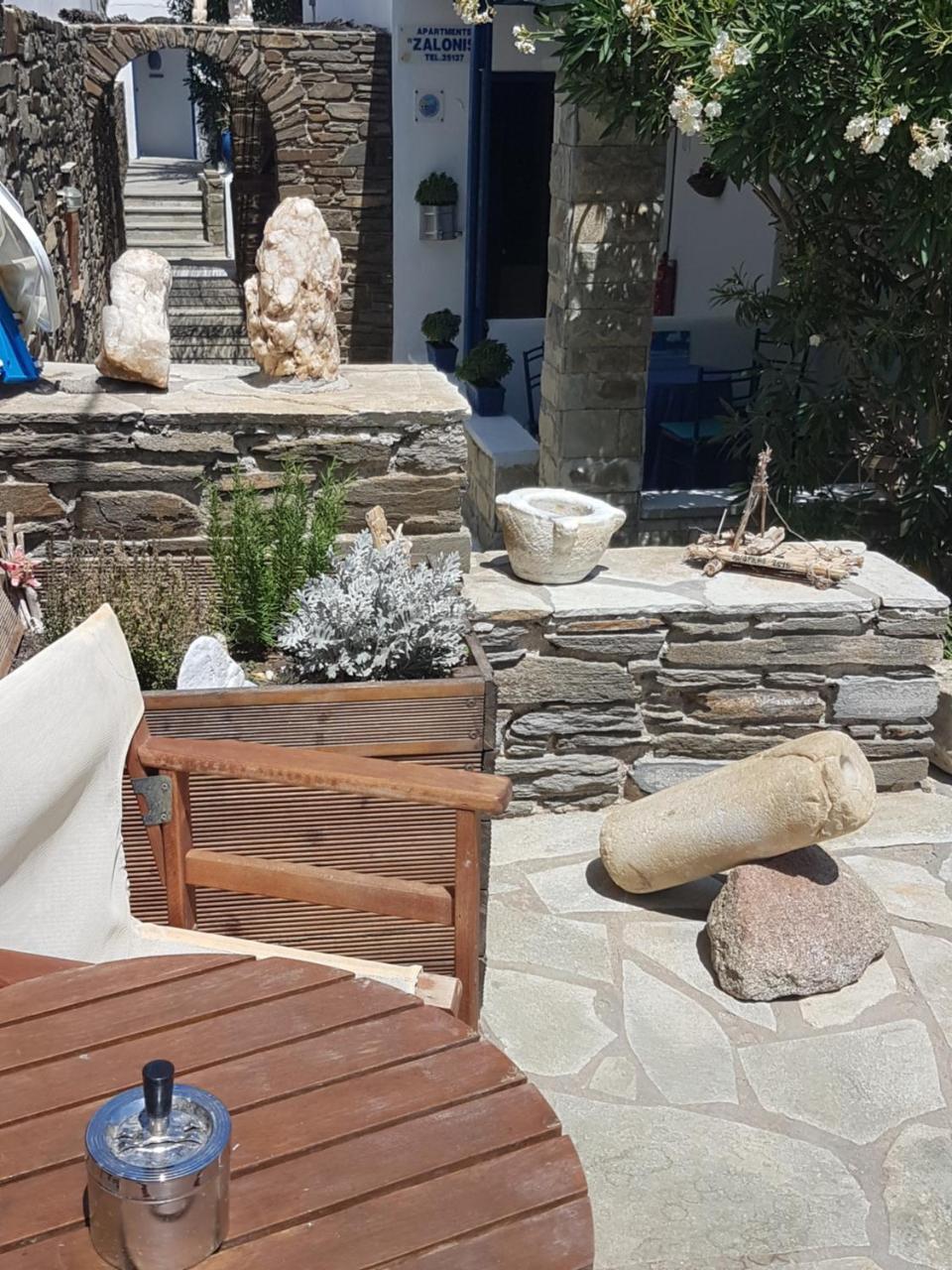 Tinos Apartments Zalonis 圣约阿尼斯 外观 照片